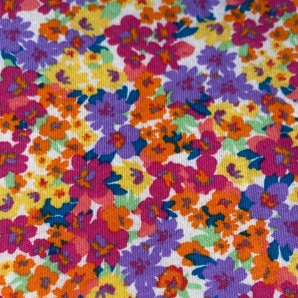 💚  3/$15 Old Navy Multicolor Floral Tee - Picture 3 of 3